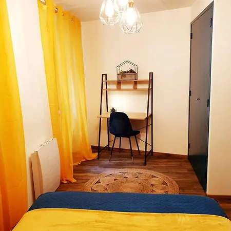 1 Liberte - Triplex Apartmán Saint-Affrique