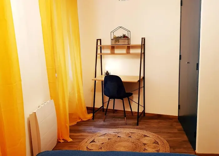 1 Liberte - Triplex Apartmán Saint-Affrique